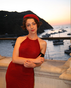 Antique Rose Red